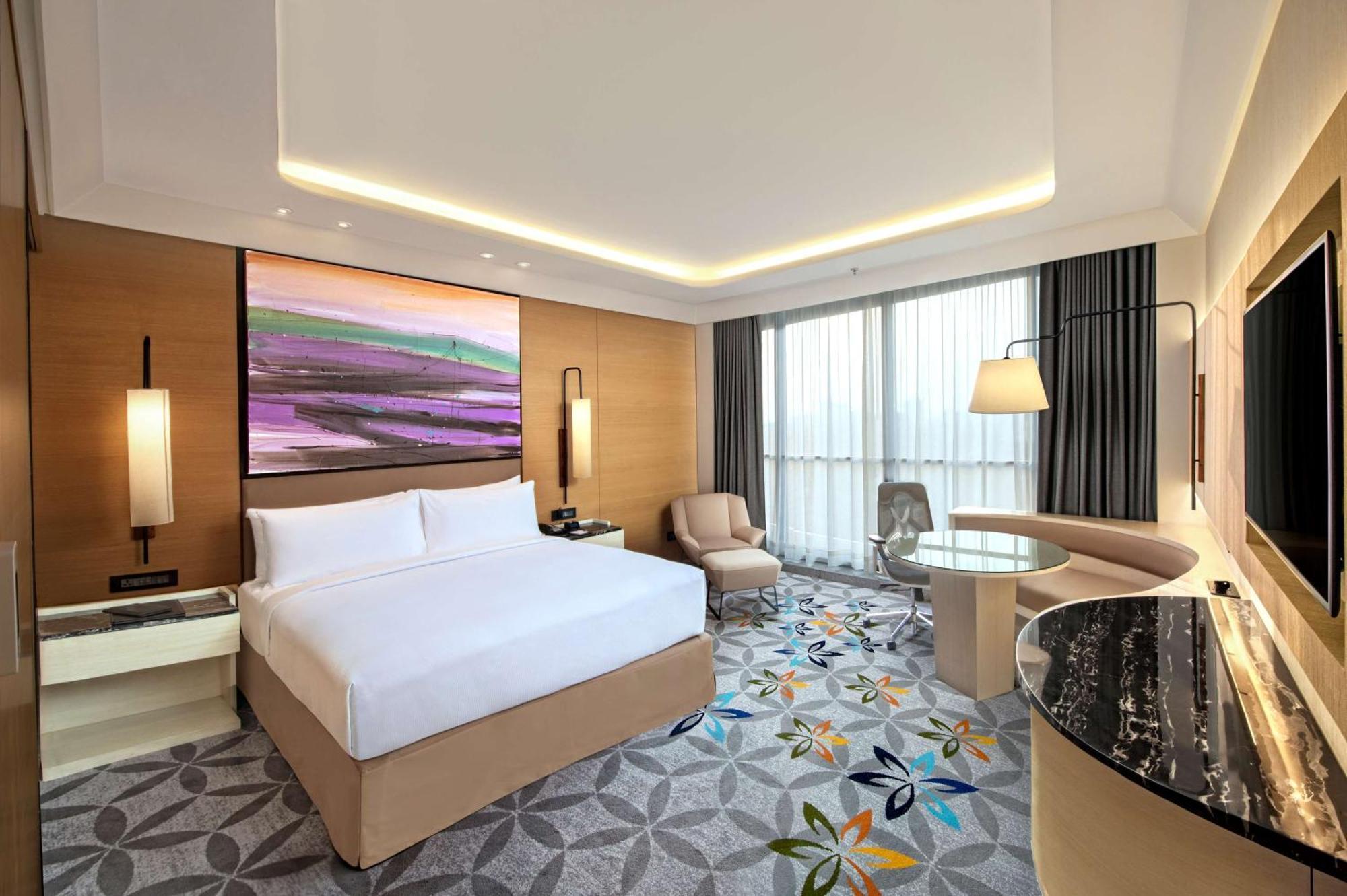 Doubletree By Hilton Ahmedabad Hotel Ngoại thất bức ảnh